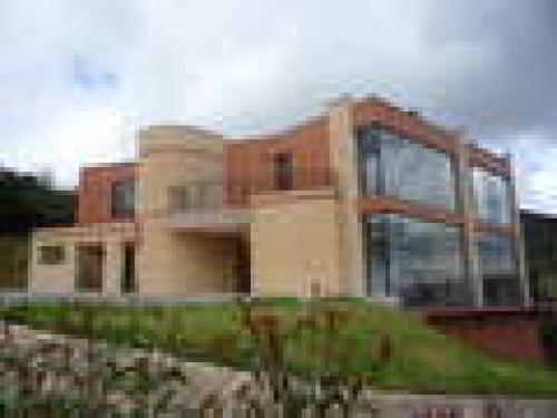 casa al lado sindamanoy campestre  vigilancia  seguridad  modernismo   paisajisto 100