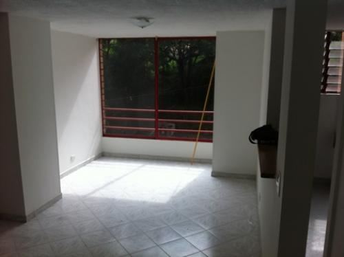 Se vende Excelente apartamento en Poblado San Julian (2PB928)