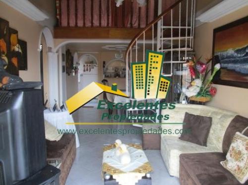 Se Vende Excelente Apartamento en Robledo (3RO926)