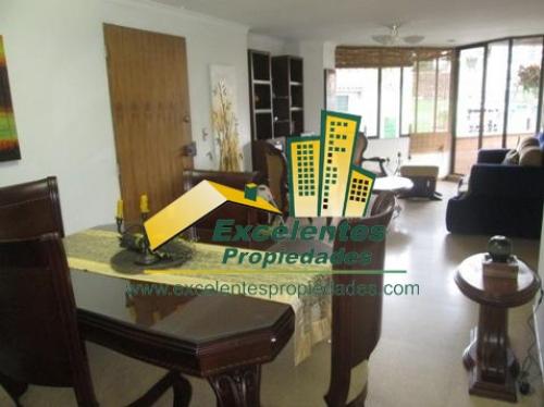 Se Vende Excelente Apartamento en Robledo  (3PR898)