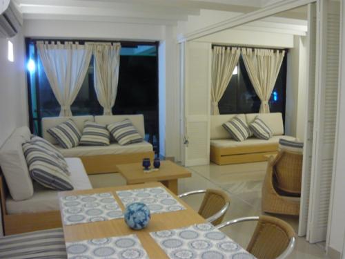 APARTAMENTO RECIEN REMODELADO EN SAN ANDRES ISLA-HERMOSO