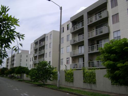 VENDO TERCER PISO CON ASCENSOR AL SUR DE CALI