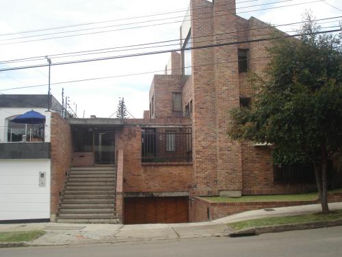 ARRIENDO CASA EN STA BARBARA ALTA