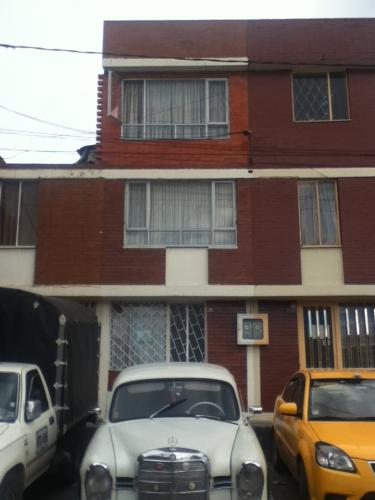 VENDO CASA EN LA URBANIZACION LIBANO BELLAVISTA TERCERA ETAPA