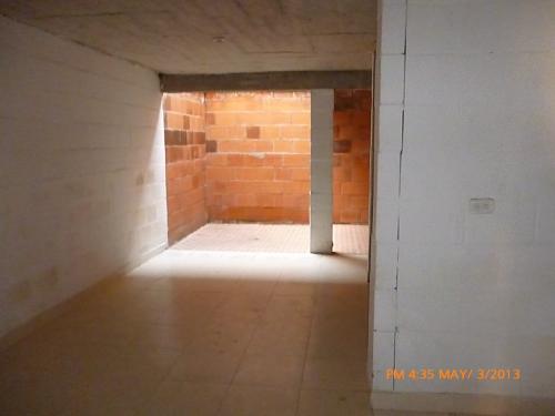 Vendo casa en  Villa Fontana  remodelada
