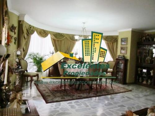 Se Vende Excelente Apartamento en Conquistadores (3co947)