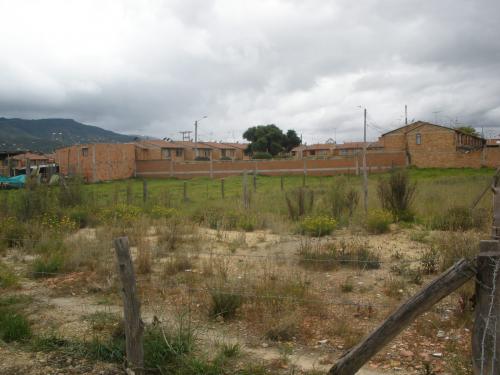 LOTE SECTOR 3 ESQUINAS VEREDA BOJACA A 1 CUADRA DE LA AUOPISTA NORTE 