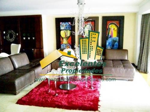 Se vende Excelente Casa en El Poblado (2ep831)