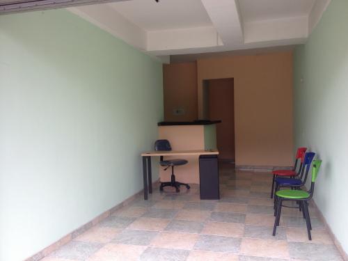 LOCAL COMERCIAL SOBRE AVENIDA LAS AMERICAS EN VENTA 