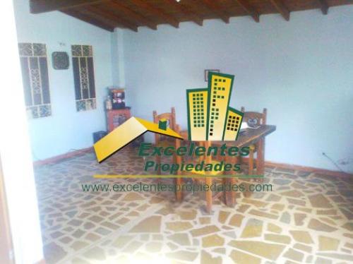 Se Vende Excelente Casa en La Floresta (3lf1014)