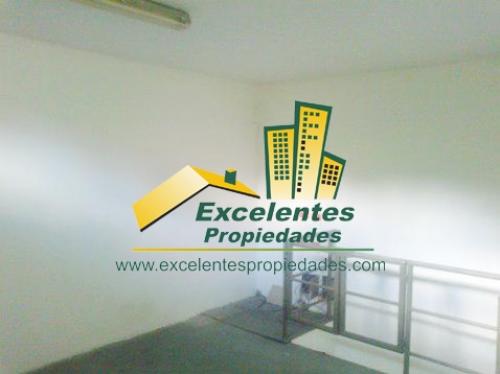 Se vende Excelente Local en La Mota (4lm1017)	