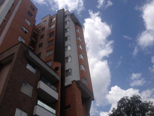 APARTAMENTO PARA LA VENTA EN ENVIGADO, EL ESMERALDAL.
