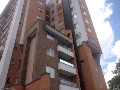 SE VENDE APARTAMENTO EN ENVIGADO, EL ESMERALDAL.