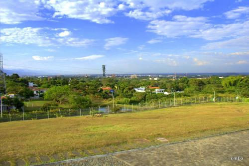 VENDO LOTES EM EXCLUSIVO CONDOMINIO EN CIUDAD JARDIN EN CALI