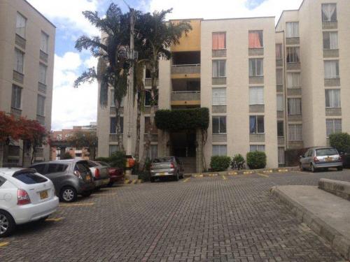 SE VENDE APARTAMENTO EN LA ALMERIA.