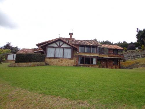 Casa exlusiva en Altos de Yerbabuena