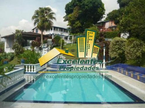 Se Vende Excelente Finca en Barbosa (baha846)