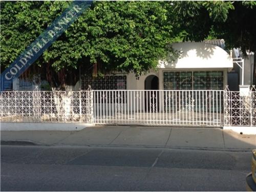 vendo amplia casa en crespo al lado de fruti sandy