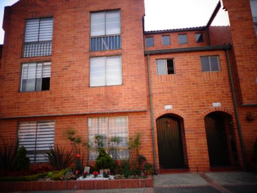 VENDO CASA COLINAS DE SAN FERNANDO