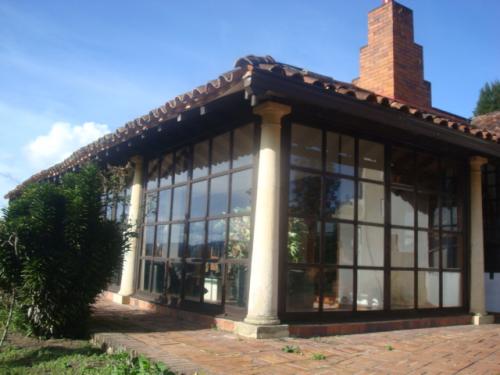 FINCA 0040 GUARNE  VEREDA LA CLARITA