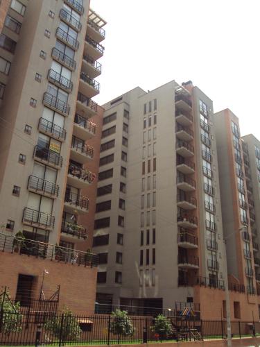 Se arrienda hermoso apto en Colina Campestre