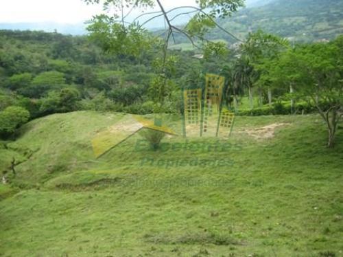 Se Vende Gran   Lote  en  la Pintada  (lplp546)