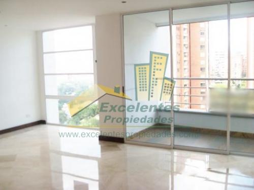 Se Vende Maravilloso  Apartamento  en  el Poblado   (2st1128)	