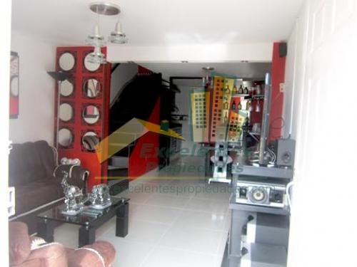  Se Vende Espectacular Casa  en  Bello  (beni1153)