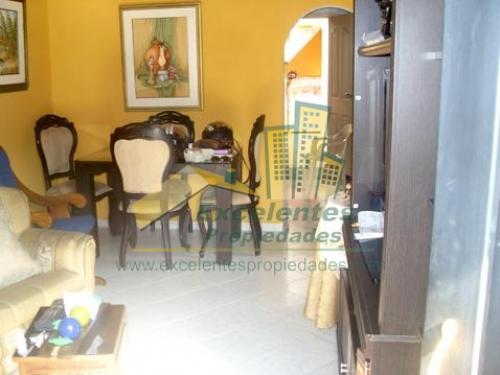 Se Vende Excelente Casa  en  Medellín (3bo1154)