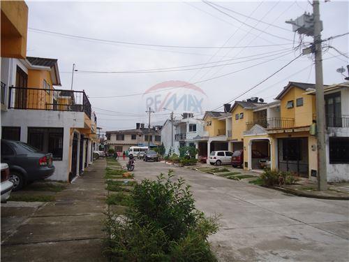 VENTA CASA EN VILLAVICENCIO - META - BARRIO MONTECARLO