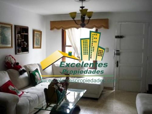 Se Vende Maravillosa Casa  en  Simón Bolívar  (3al1112)