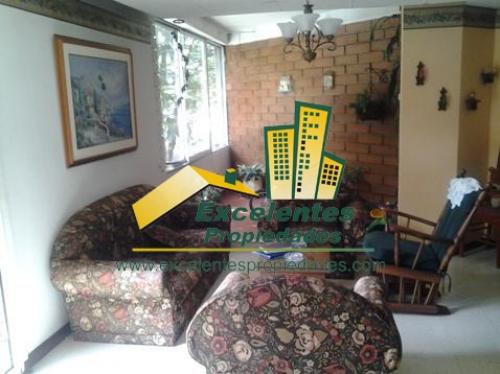 Se Vende Excelente Dúplex en  Belén la Villa (4be909)