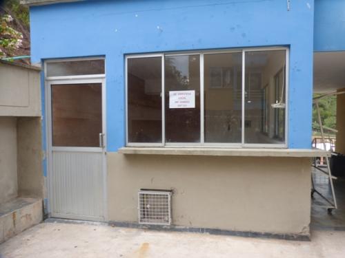 Arriendo local en conjunto cerrado palco de barro blanco