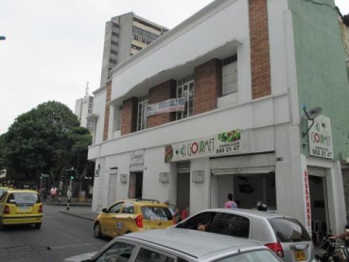 Vendo excelente casa comercial