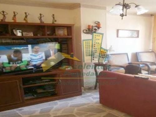 Se Vende Excelente Apartamento en Pilarica (3pi1261)