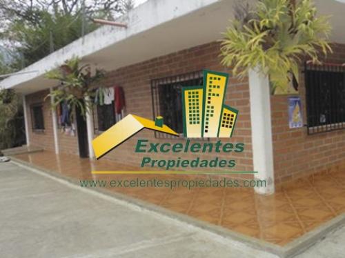 Excelente casa finca en Copacabana (COP964)