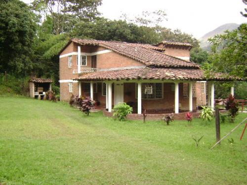 Finca a 7 Km de Barbosa
