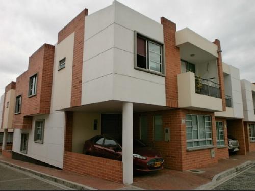 Venta de casa Torreon de Piedrapintada 2 Etapa Ibague