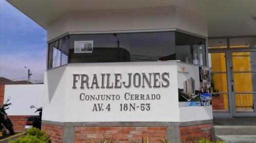 GRAN OPORTUNIDAD: REMATO APARTAMENTO A ESTRENAR