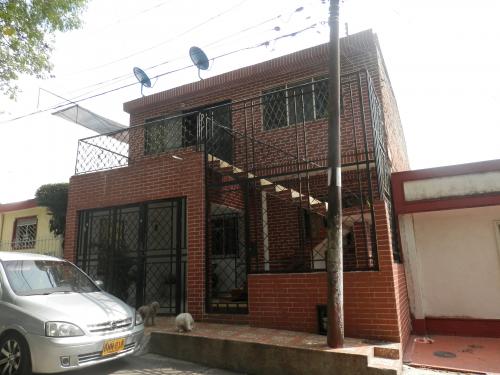 Buenísima  Casa De Dos Pisos Independientes Jordan