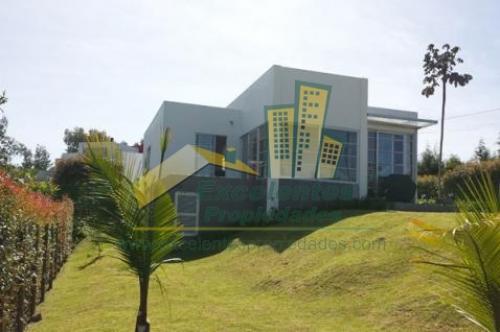 Espectacular casa en Envigado (ENPA1327)