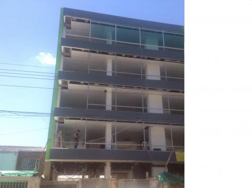 Venta EDIFICIO NUEVO en Bogota.Barrio Modelia.De 5 pisos .Uso comercial 