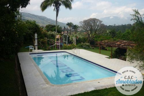 Alquiler finca de recreo en Copacabana- Cod 1061