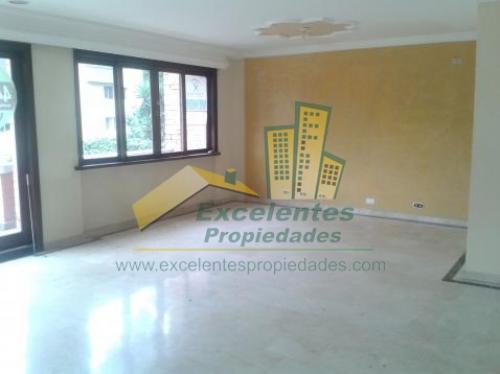 Espectacular casa en el Poblado (2EP1378)