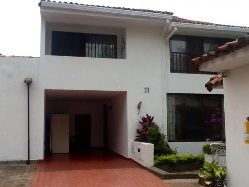 Se Vende casa Conjunto Residencial Ingenio Uno Cali