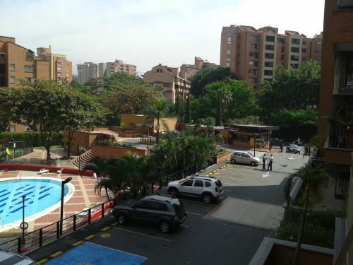 APTO de 74,0 m2, 2 alcobas + 2 parqueaderos + útil, CANTA PIEDRA, Envigado
