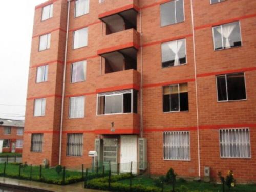 Funza, Villa Diana, vendo apartamento iluminado con patio.