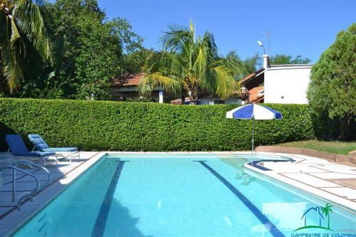 VENDO CASA EN CONDOMINIO CAPRIATO