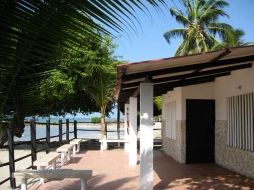 Alquiler de Cabañas a orilla del mar en Coveñas