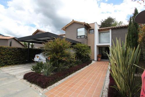 Casa en unidad cerrada, El Retiro.